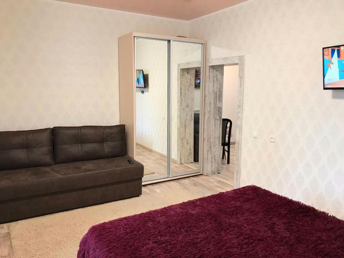 Шевченко Двор Apartment Kropîvnîțkîi Exterior foto